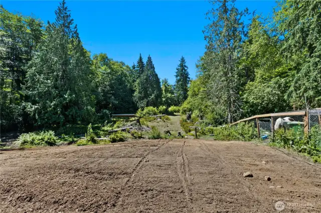 Fully fenced horse pasture