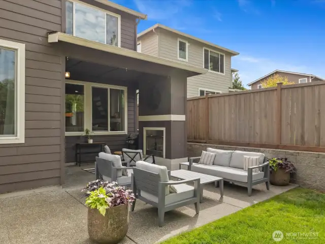 Fully Fenced Yard