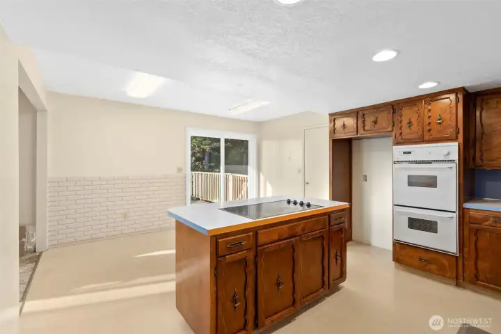Kitchen/Deck sliding door entry (garage door on right)
