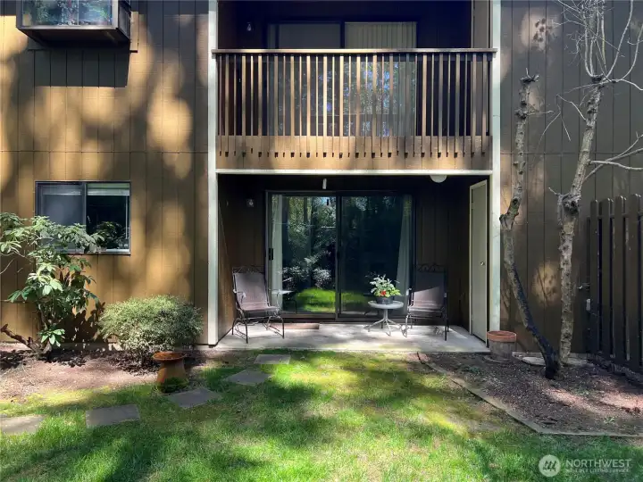 End unit with your own yard End unit with your own yard