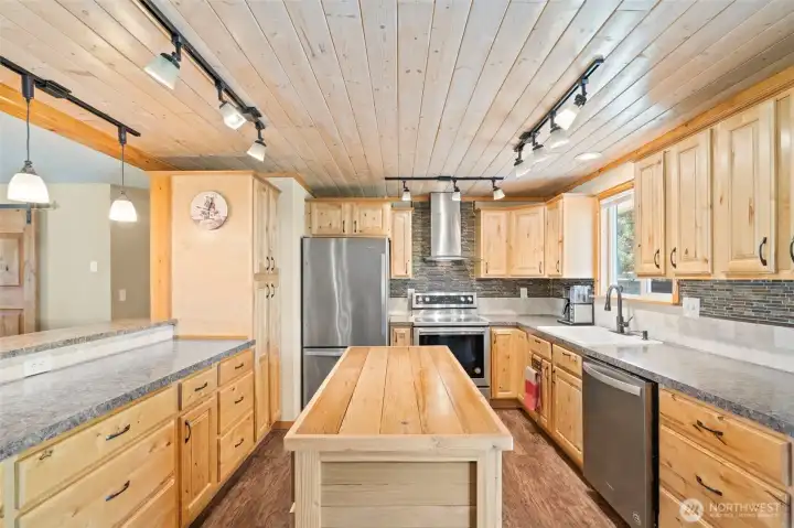 Tons of Counter Space