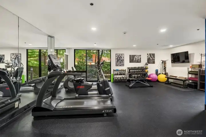 Fitness room open daily until 10pm