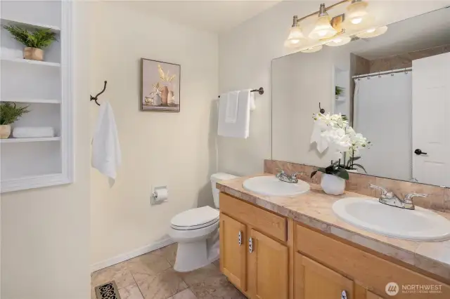 Full bath on upper level