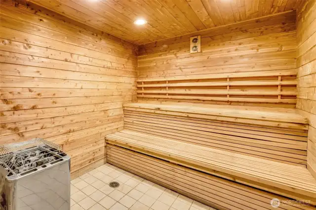 Jetted Soaking Tub & Dry Sauna (Nordic Therapy)