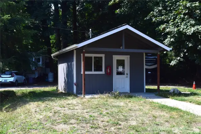 Coin op laundry for RV tenants