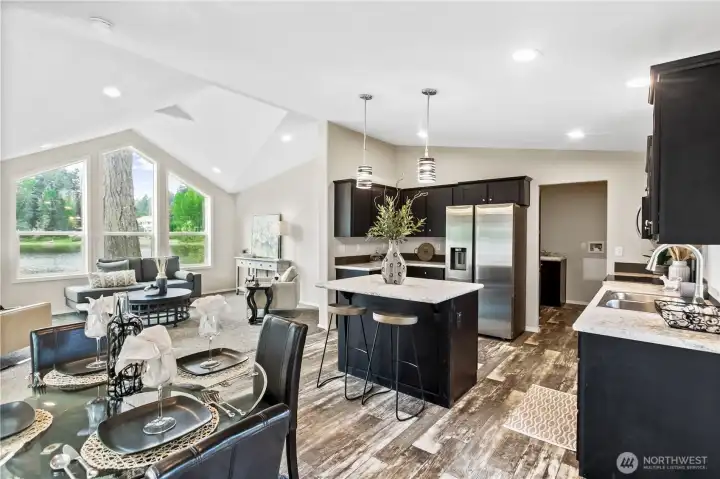 Great vaulted ceilings with lots of windows and lighting