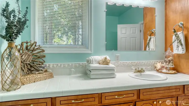 On-suite bathroom