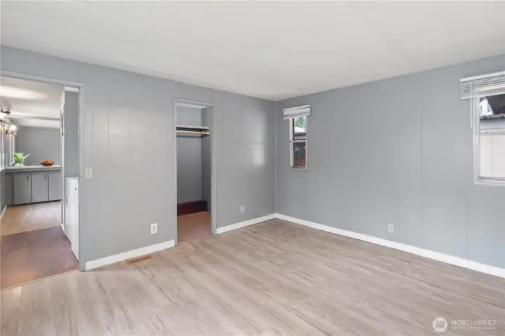 Generously sized primary suite offering privacy and comfort. Generously sized primary suite offering privacy and comfort.