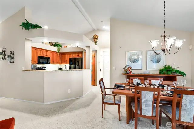 Dining Room & Kitchen