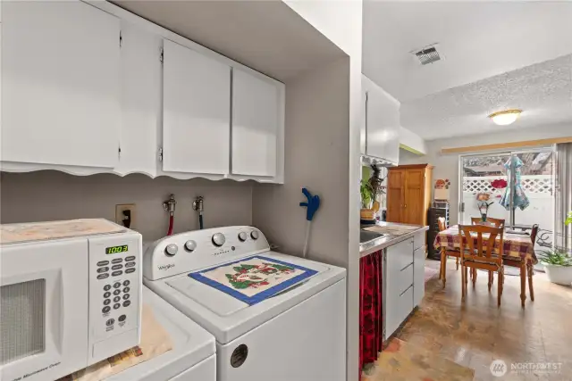 Laundry in unit off kitchen