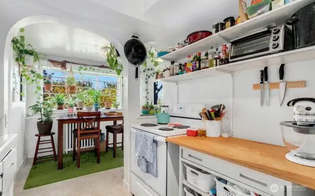 Unit 1 Previous Tenant