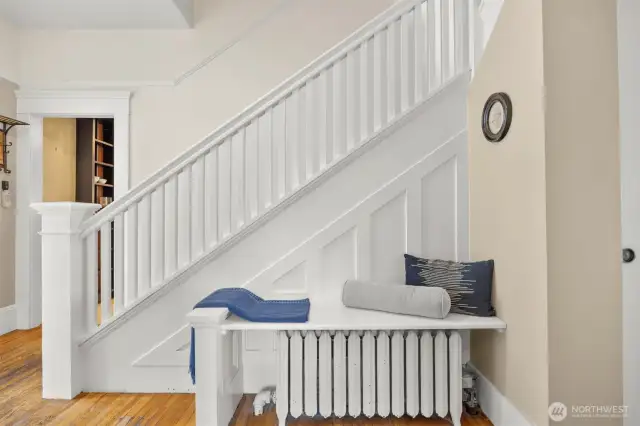 Let's go up to the second and third floors.
