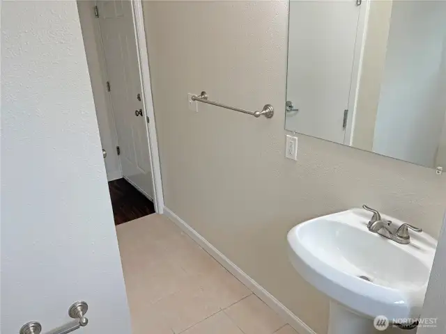 Basement full bathroom in the fully finished lower level at 16312 127th Pl SE, Renton—updated, clean finishes; convenient to family room and flex space in Cascade 98058.