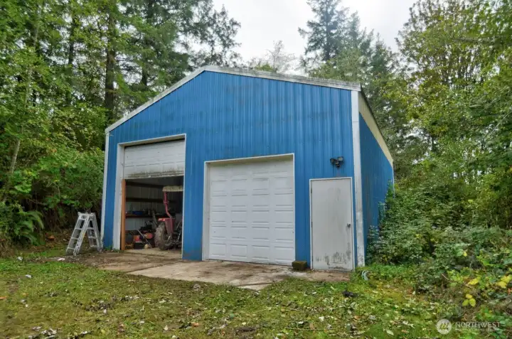 2 bay shop