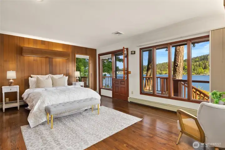 Primary ensuite with outside deck