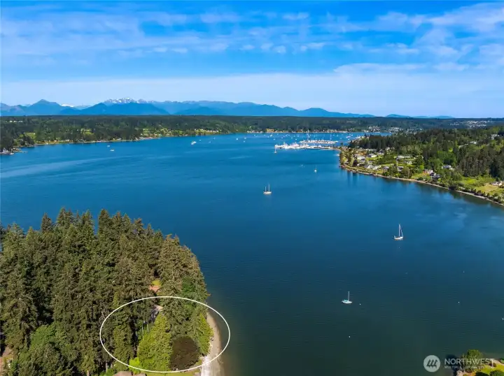 A short paddle to downtown Poulsbo