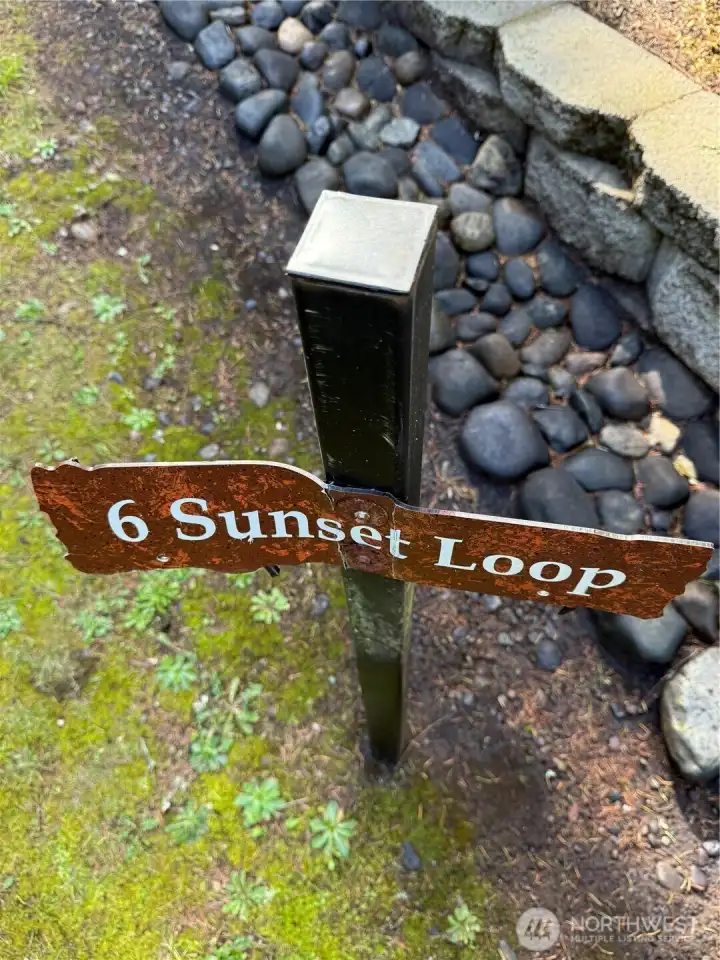 6 Sunset Loop