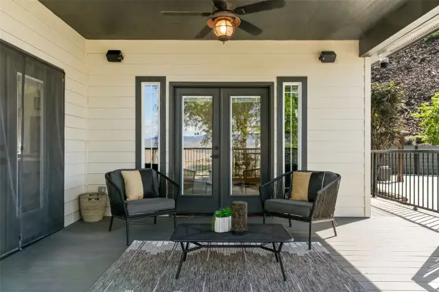Deck off dining room & primary suite