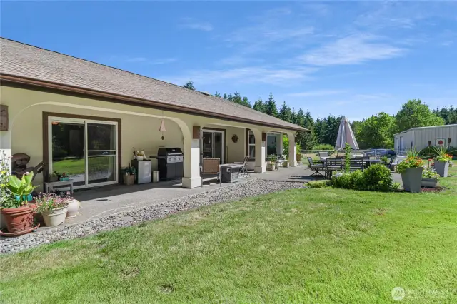 spacious backyard