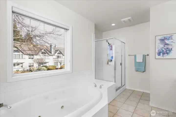 En suite primary bath.