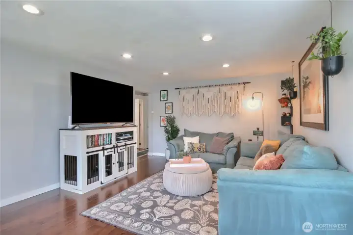 Major high-ticket updates are already done: central A/C and new rood in 2021.