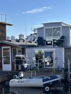 Dingy is great for exploring Lake Union.