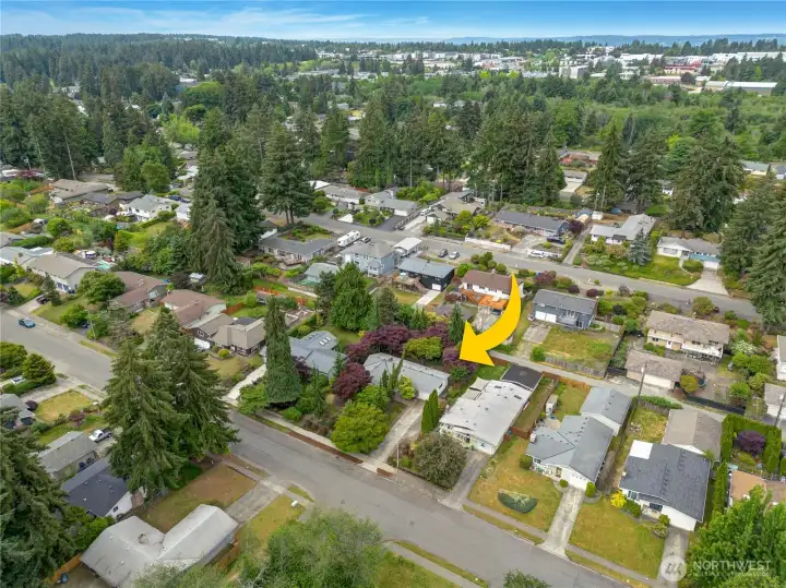 From this central West End location, enjoy convenient access to Fircrest, 6th Ave, Point Defiance, the Tacoma waterfront, shopping, dining, and major commuter routes. From this central West End location, enjoy convenient access to Fircrest, 6th Ave, Point Defiance, the Tacoma waterfront, shopping, dining, and major commuter routes.
