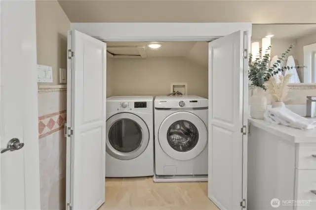 laundry in Primary bath