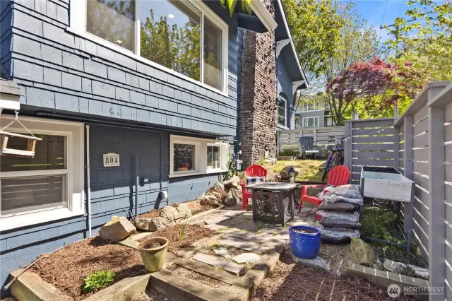 Lower unit 1 yard space