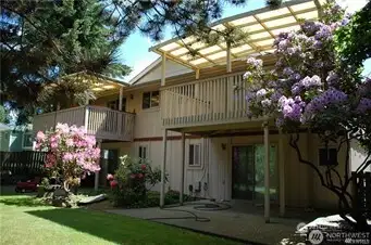 Enjoy your summer evenings on the balcony outside the kitchen or o the patio outside one of the bedrooms on the bottom floor.