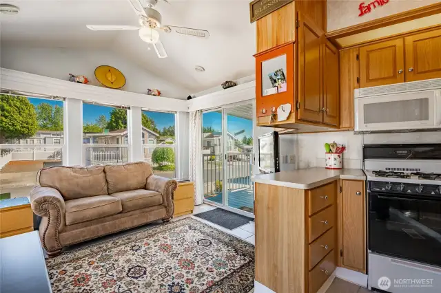 Turnkey home. See entry. Vinyl windows with lots of light.