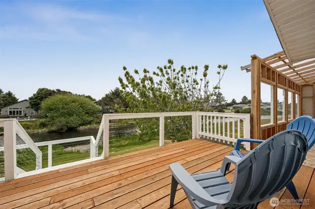 Wildlife spotting is easy from the second story deck.