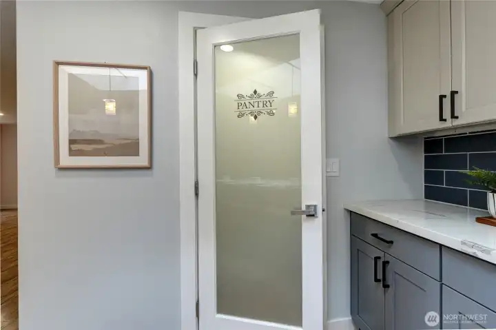 There's even a walk-in pantry! And since Costco is just a three minute drive away, so the pantry will be very  useful!