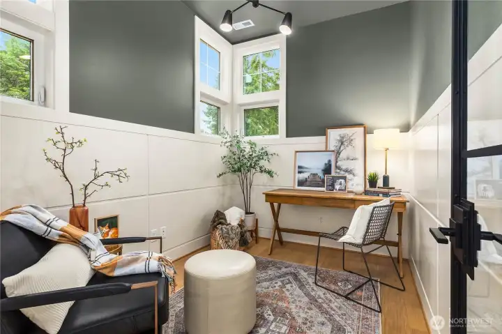 Den/office off entry