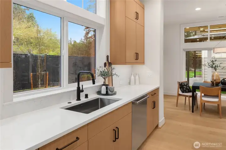 Bright and light kitchen
