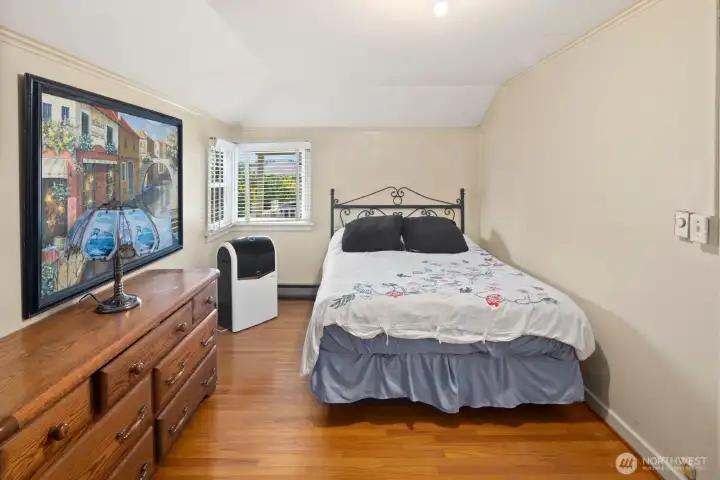 Cottage Primary Bedroom