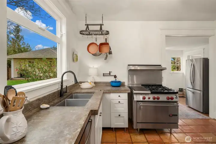 Main house kitchen with Wold range and concrete counters