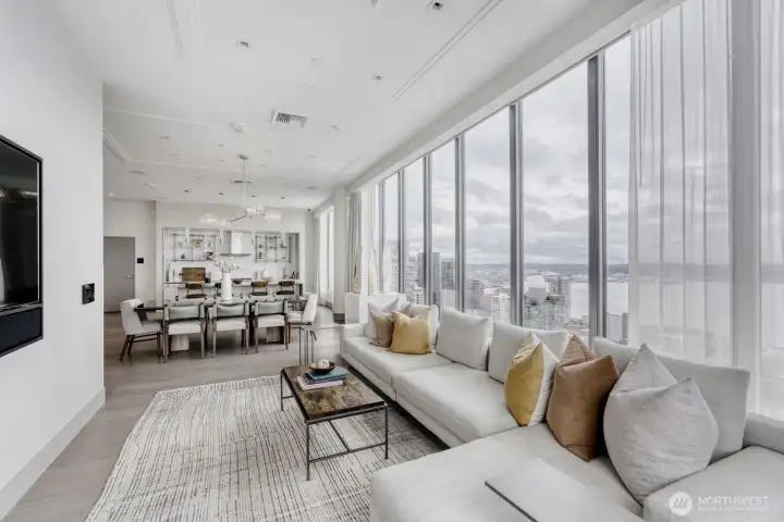 Common area feature - cooking, dining, entertaining area by reservation