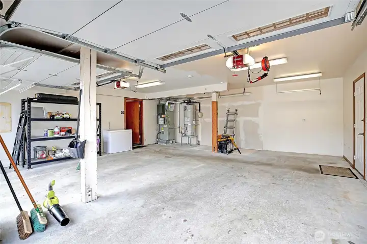 Huge, extra deep garage!