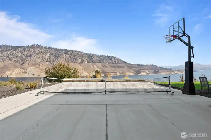 Sports/Basketball court