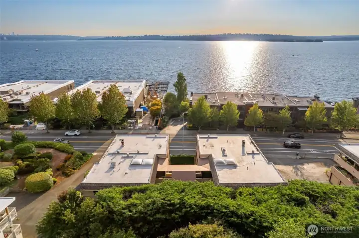 180 Degree Views from every room!