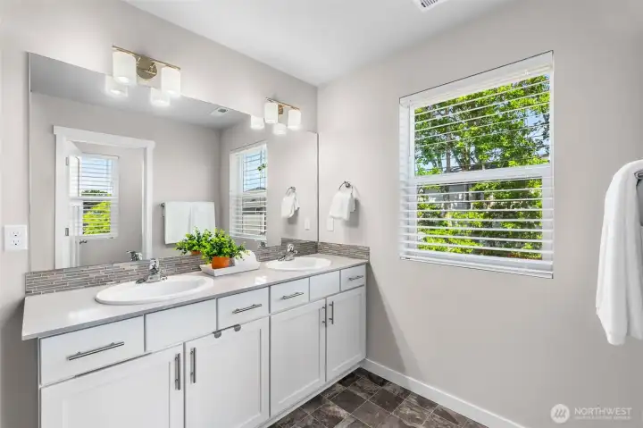 En-suite with double vanity