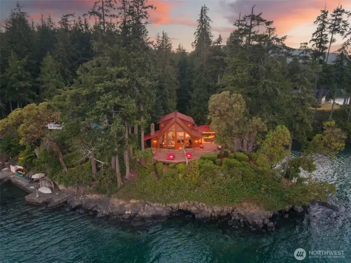 261' of Hood Canal Waterfront....All yours