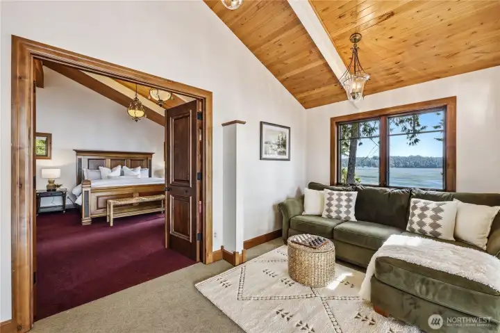Loft sitting area that leads into the primary.