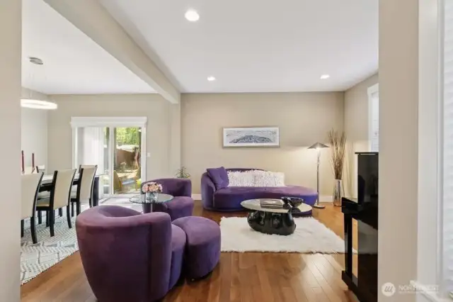 Main floor offers formal living & dining room that flows to gourmet kitchen. Real Maple hardwood floors throughout main floor.