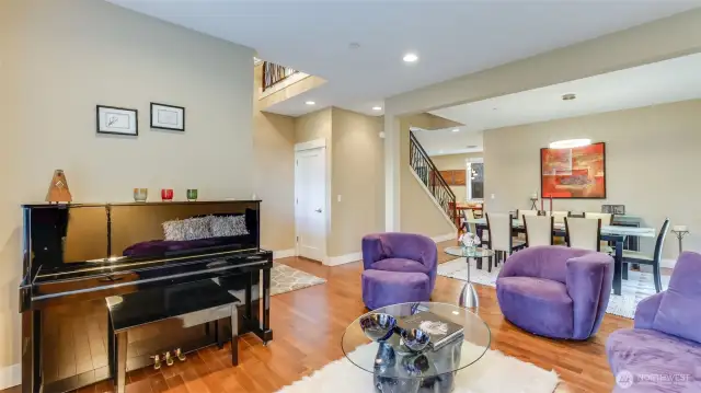 Main floor offers formal living & dining room that flows to gourmet kitchen. Real Maple hardwood floors throughout main floor.