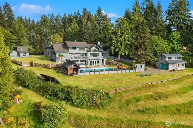 Perfect west-facing aspect for vineyards and orchards.