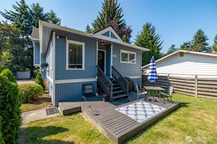 Front unit patio on a quiet street, walkable to downtown.