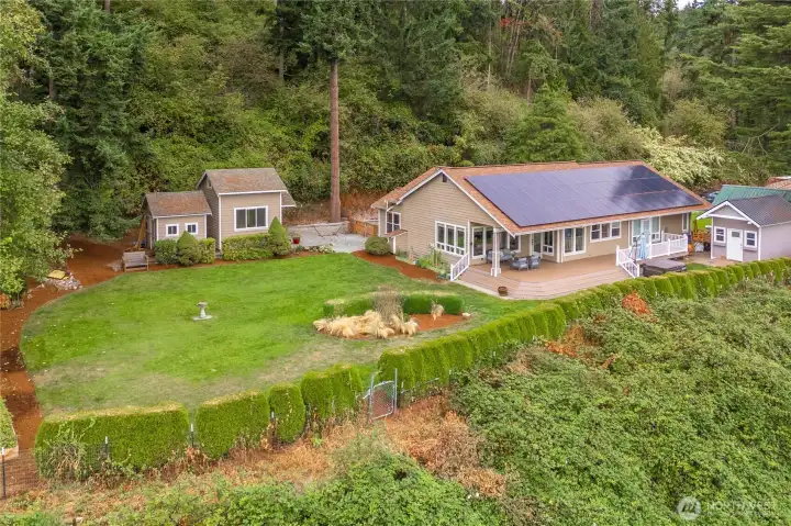 Beautiful property waiting for it's new owner!