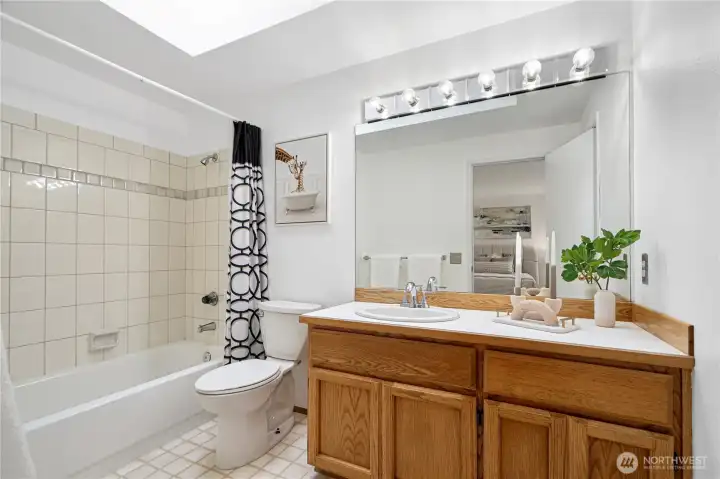 full bathroom upstairs
